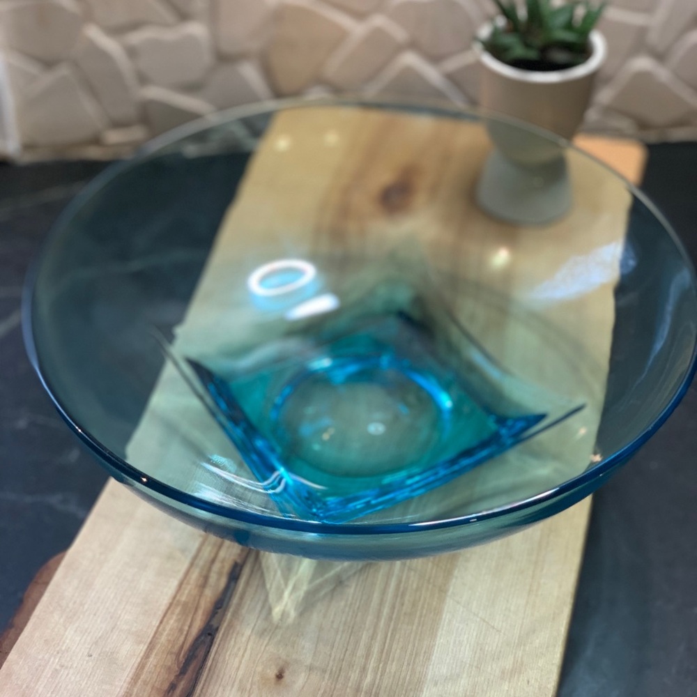 HAZEL ATLAS | Vintage Capri Colonial Turquoise Glass Bowl